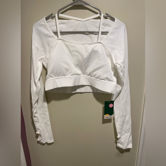 HALARA Tops - HALARA White Long Sleeve Crop Top